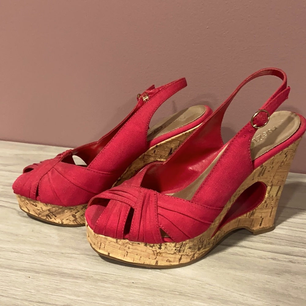 Sandal wedges